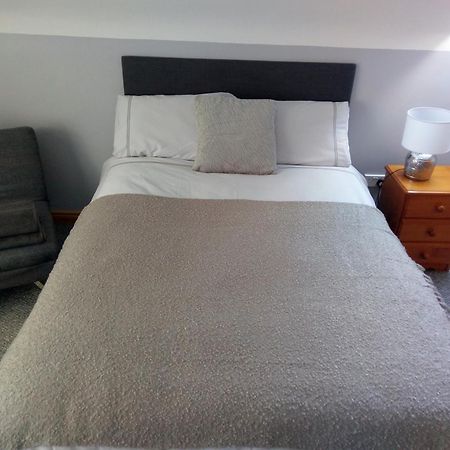 The Tree-House B&B Ballymena Extérieur photo