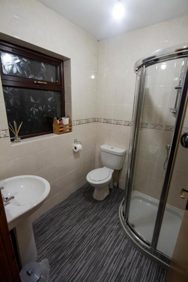 The Tree-House B&B Ballymena Extérieur photo