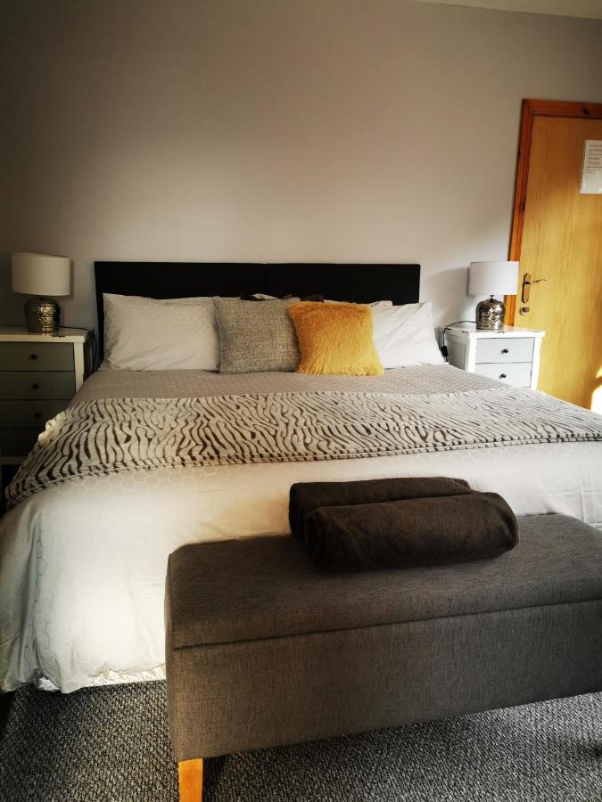 The Tree-House B&B Ballymena Extérieur photo